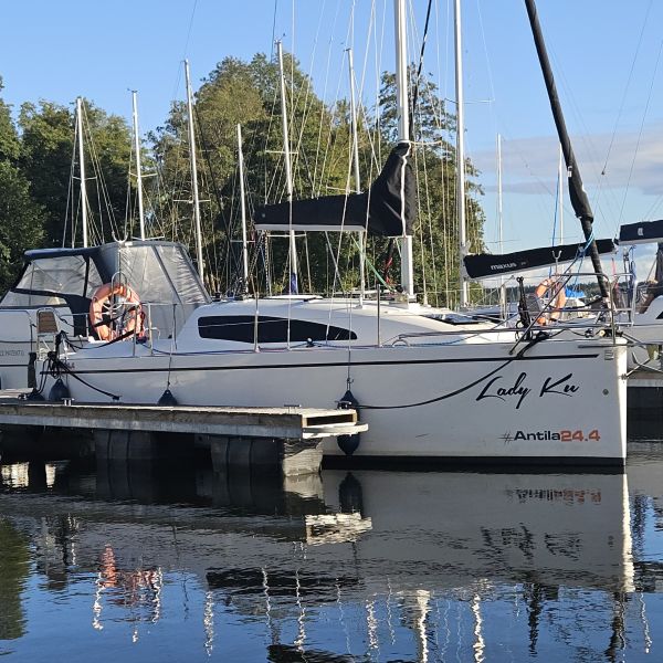 antila 24.4 czarter jachtu